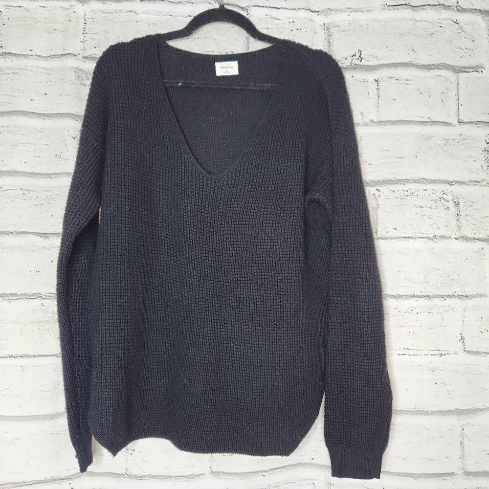 Wilfred Free 100% Merino Wool Rib Tight Knit V-Neck Pullover Sweater Black M